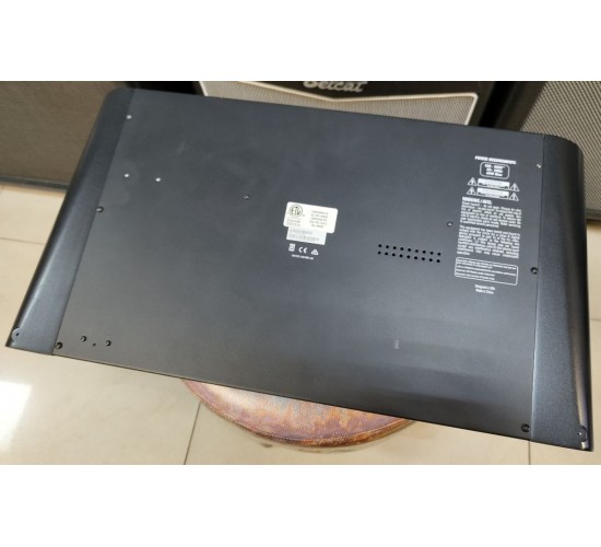Line 6 Helix напольный гитарный процессор USED