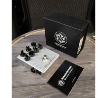 Darkglass Vintage Deluxe V2 басовый предусилитель USED