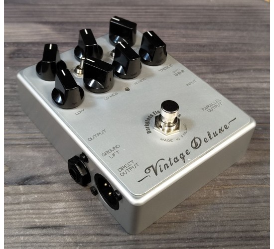 Darkglass Vintage Deluxe V2 басовый предусилитель USED