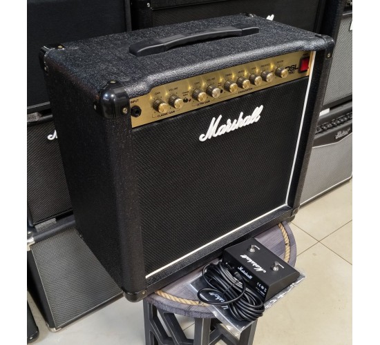 Marshall DSL 15C ламповый гитарный комбоусилитель USED