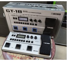 Boss GT-1B процессор эффектов для бас гитары USED