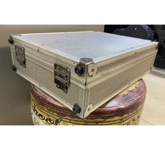 Кейс для музыкального оборудования USED