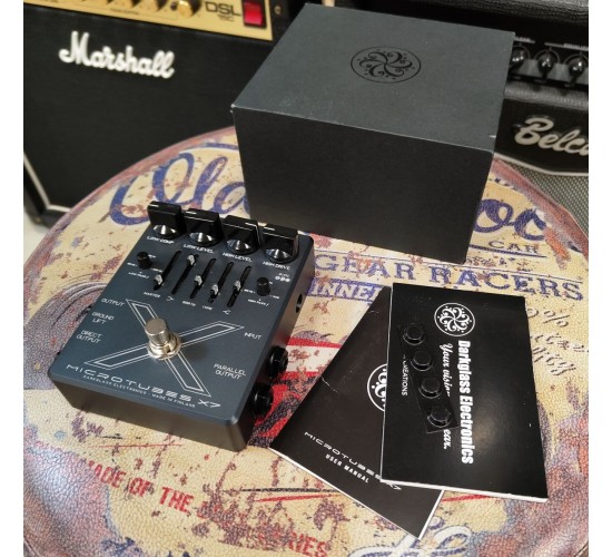 Darkglass Electronics Microtubes X7 басовый эффект, выставочный образец