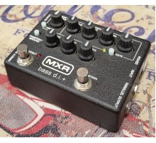 MXR M80 bass d.i.+ басовая педаль - преамп + дисторшн USED