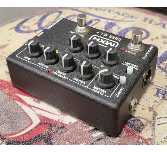 MXR M80 bass d.i.+ басовая педаль - преамп + дисторшн USED