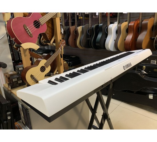 Yamaha NP-32WH Piaggero электропианино USED