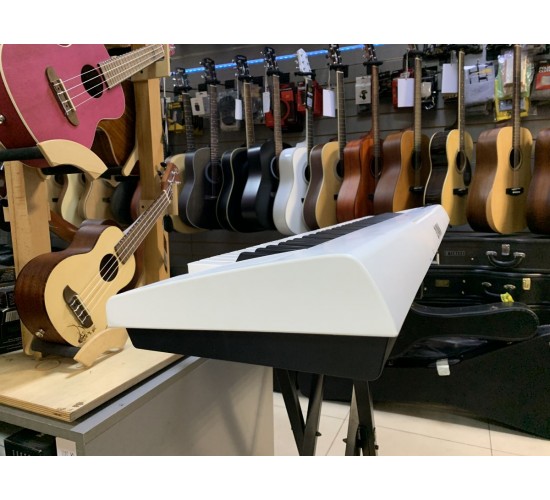 Yamaha NP-32WH Piaggero электропианино USED