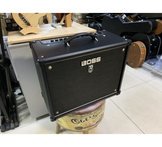 Boss KTN-50MK2 KATANA-50 MKII гитарный комбоусилитель, питание 110V USED