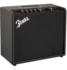 Fender Mustang LT25 Комбоусилитель для электрогитары, 25 Вт, выставочный образец