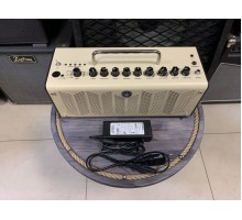 Yamaha THR10 гитарный усилитель, 10 Вт USED