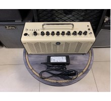 Yamaha THR10 гитарный усилитель, 10 Вт USED