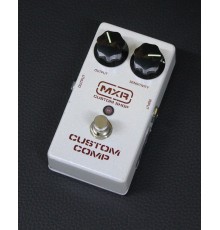 MXR Custom Comp гитарная педаль - компрессор USED