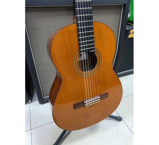 Yamaha CG182C классическая гитара USED