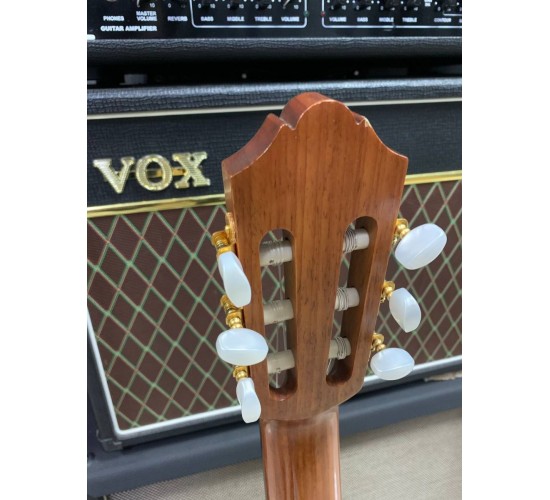 Yamaha CG182C классическая гитара USED