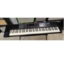 Roland JUNO-DS88 синтезатор 88-клавиш USED
