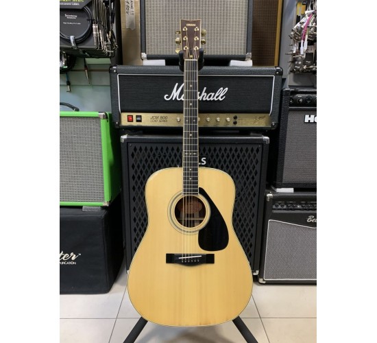 Yamaha FG-401B акустическая гитара, Япония, с кейсом USED