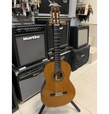 Yamaha C-250 классическая гитара, Япония USED