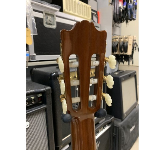 Yamaha C-250 классическая гитара, Япония USED