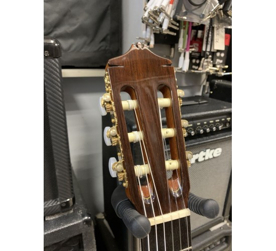 Ecole E500 by Eichi Kodaira классическая гитара с кейсом, Япония USED