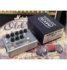 MXR M80 Bass D.I + Preamp / Distortion Limited Edition Silver басовая педаль - дисторшн USED
