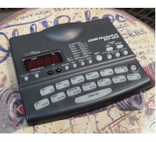 Zoom RT-123 Rhythmtrak драм и бас машина, цвет чёрный USED