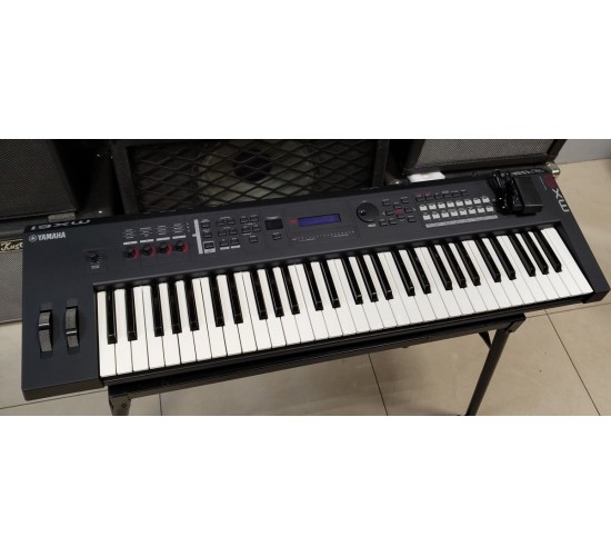Yamaha MX61 BK синтезатор с автоаккомпаниментом, 61 клавиша USED
