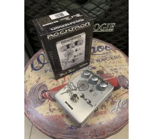 Rocktron Black Rose Octaver гитарная педаль октавер USED