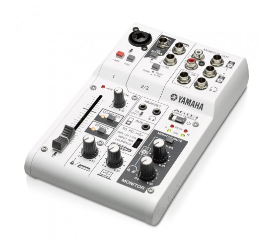 Yamaha AG03 Многоцелевой 3-канальный микшер с USB-аудиоинтерфейсом