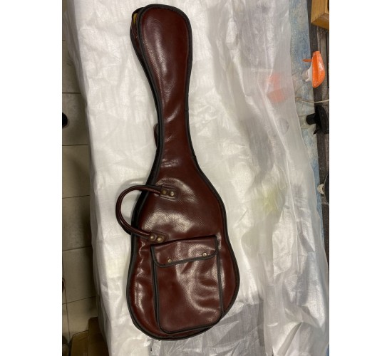 Чехол для электрогитары кожаный USED