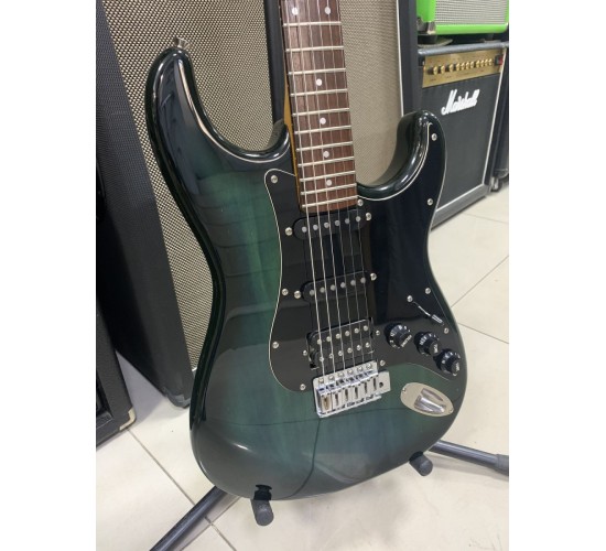 Fender Stratocaster STM-55 HSS Custom Order электрогитара, цвет зеленый Япония 1988 USED