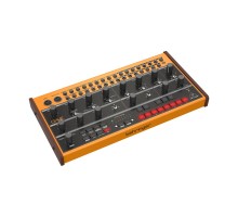 Behringer Crave аналоговый полумодульный синтезатор