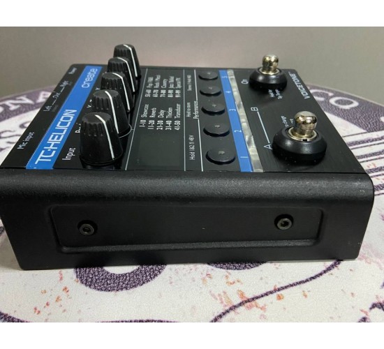 TC Helicon VoiceTone Create вокальный процессор эффектов USED