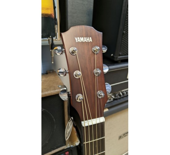 Yamaha AC1M электроакустическая гитара USED