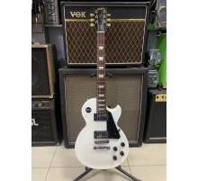 Gibson Les Paul Studio Alpine White электрогитара, цвет белый, США, 2012 г.в. USED