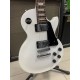 Gibson Les Paul Studio Alpine White электрогитара, цвет белый, США, 2012 г.в. USED