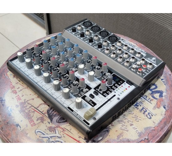 Behringer 1202FX микшерный пульт USED