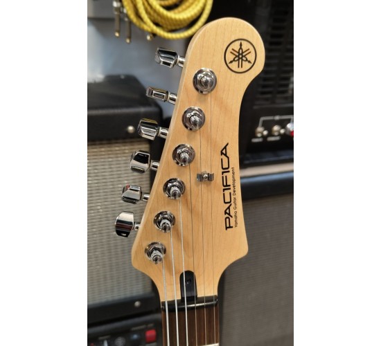 Yamaha Pacifica PAC112V OVS электрогитара, цвет винтажный санберст USED