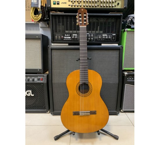 Yamaha C-40 классическая гитара USED