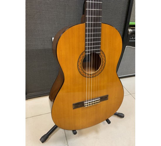 Yamaha C-40 классическая гитара USED
