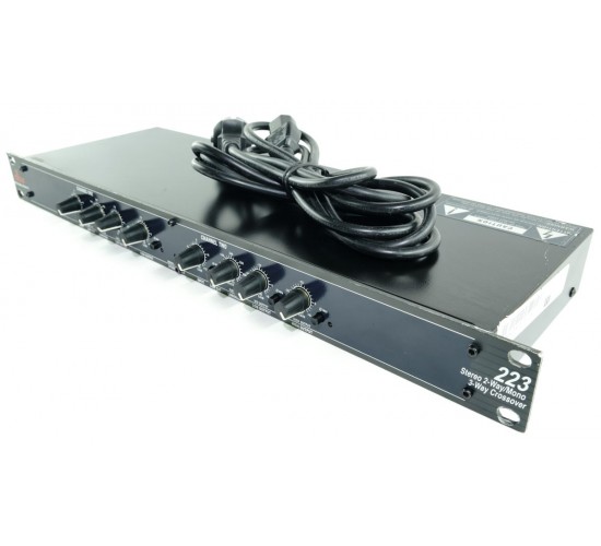 DBX 223 кроссовер USED