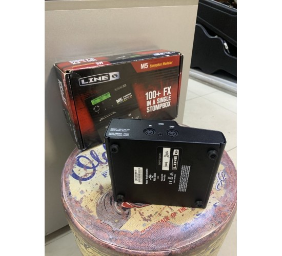 Line 6 M5 Stompbox гитарный процессор, выставочный образец