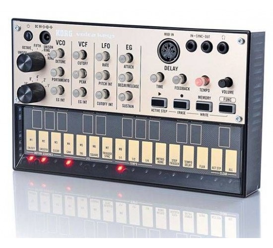 Korg Volca Keys аналоговый грувбокс-синтезатор, выставочный образец