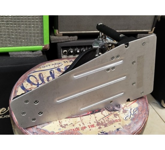 Drum Workshop DW 9000 Series DWCP9000 педаль для бас-барабана США USED