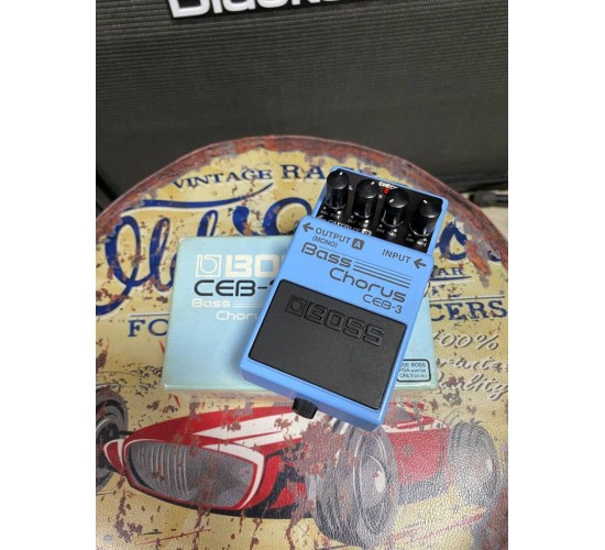 Boss CEB-3 басовый эффект, хорус USED
