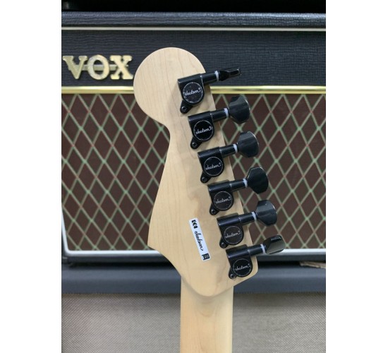 Jackson X Adrian Smith San Dimas SDXM Snow White электрогитара, выставочный экземпляр