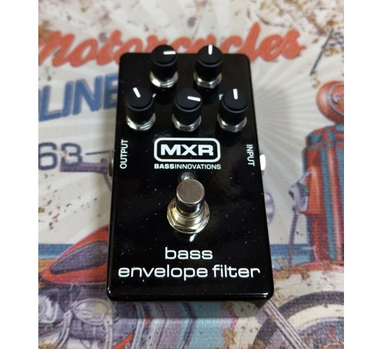 MXR M82 Bass Envelope Filter гитарный эффект USED