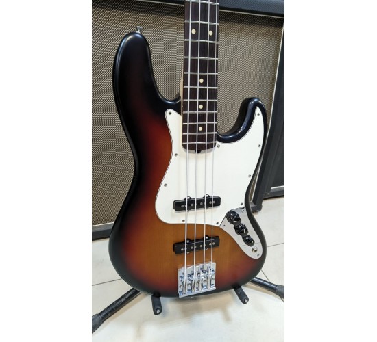 Fender American Highway One Jazz Bass 3CS/R бас-гитара, США 2008 USED