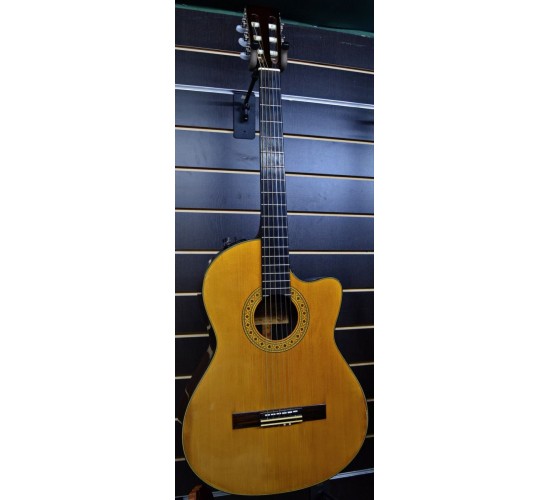 Kazuo Yairi CE-2F классическая гитара, Япония USED