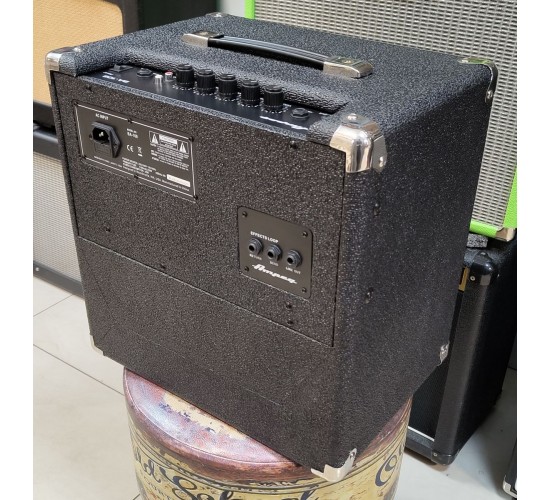 Ampeg BA-108 басовый комбоусилитель USED