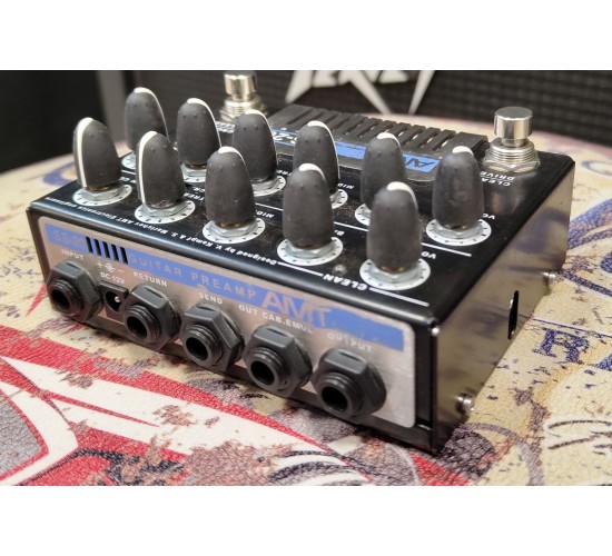 AMT Electronics SS-20 Ламповый гитарный предусилитель с блоком питания USED